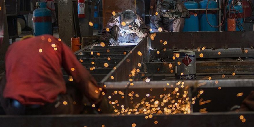 Turkey's industrial production rises in October