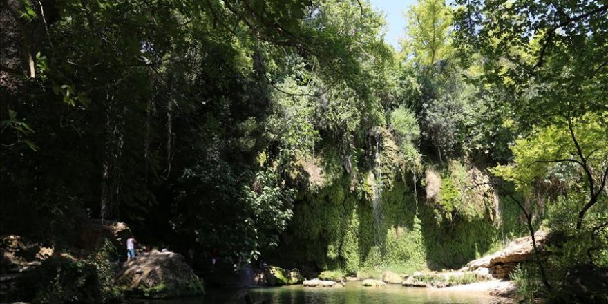 Turquie/Chutes de Düden : Une destination incontournable pour les touristes