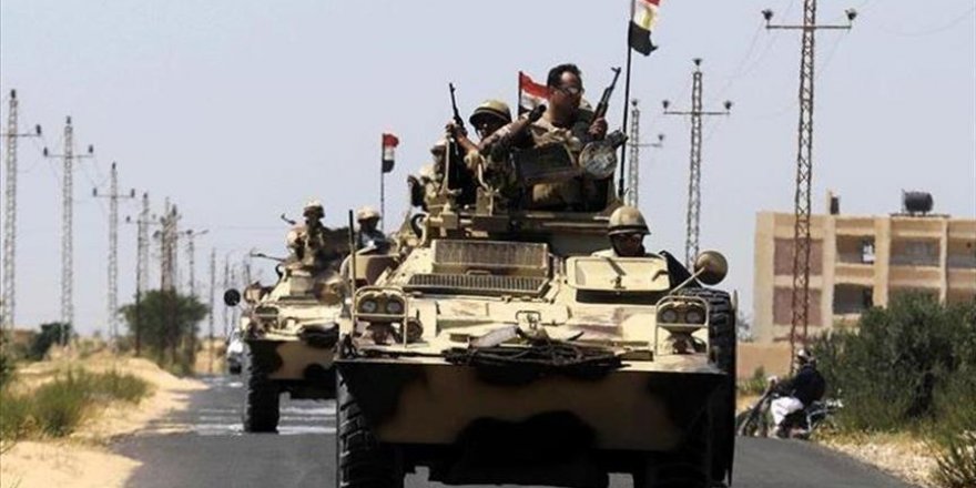 Egypte: Retraite repoussée de deux ans pour les généraux de corps d'armée