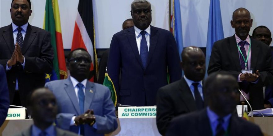 South Sudan's warring parties agree cease-fire deal