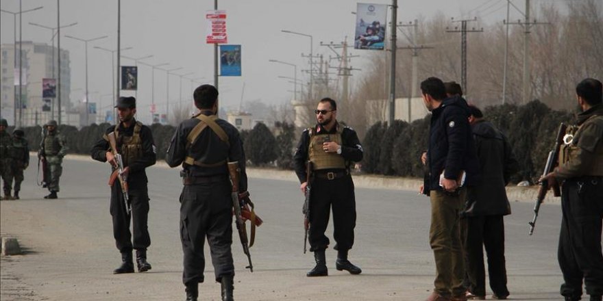 Suicide attack kills 10 in Afghan capital Kabul