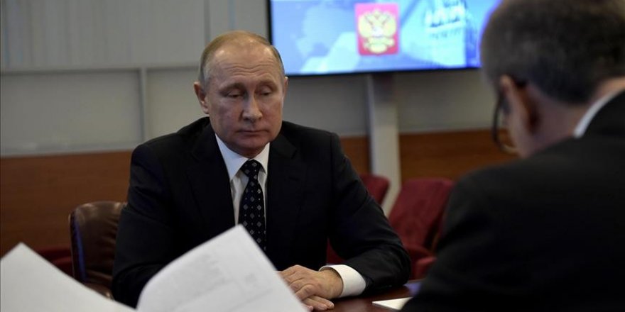 Putin officially applies to seek 4th term as president