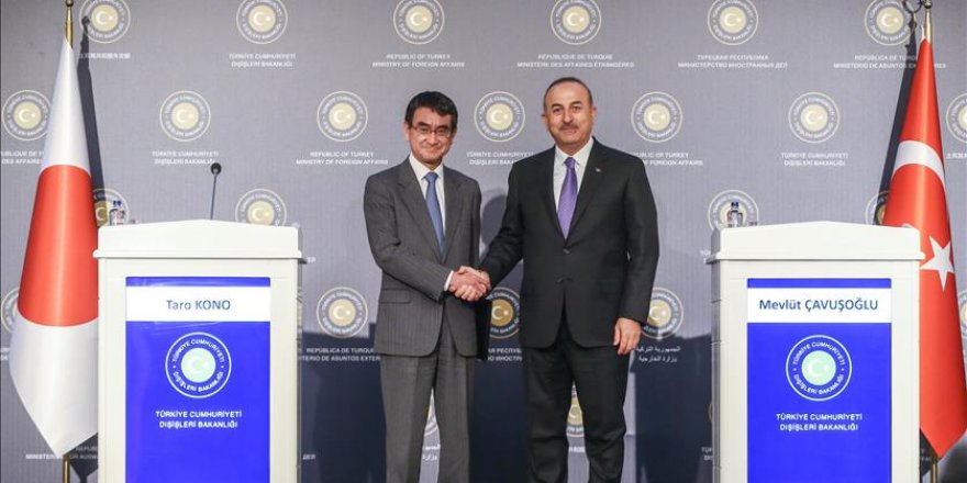 Cavusoglu: La Turquie veut coopérer davantage avec le Japon sur le plan humanitaire