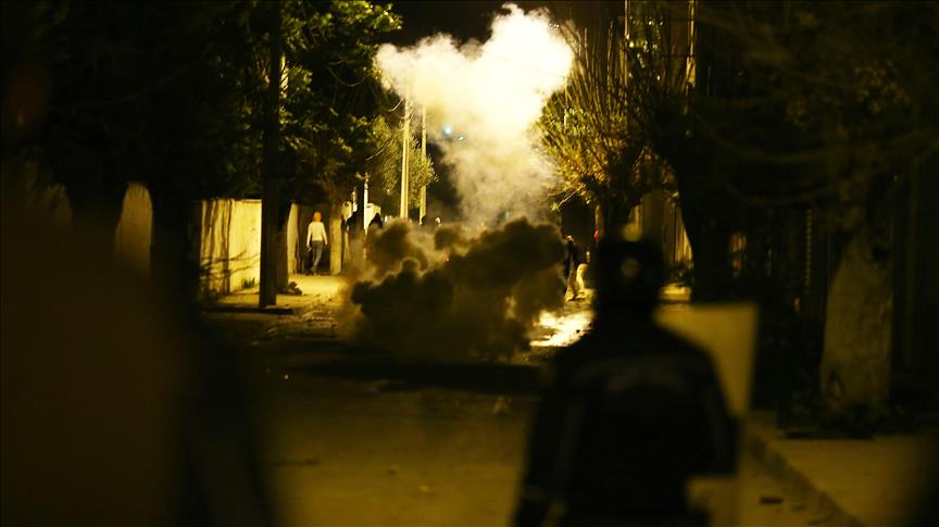 Tunisie : les manifestations nocturnes marquent le pas