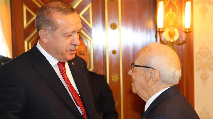 Entretien téléphonique Erdogan/Caid Essebsi