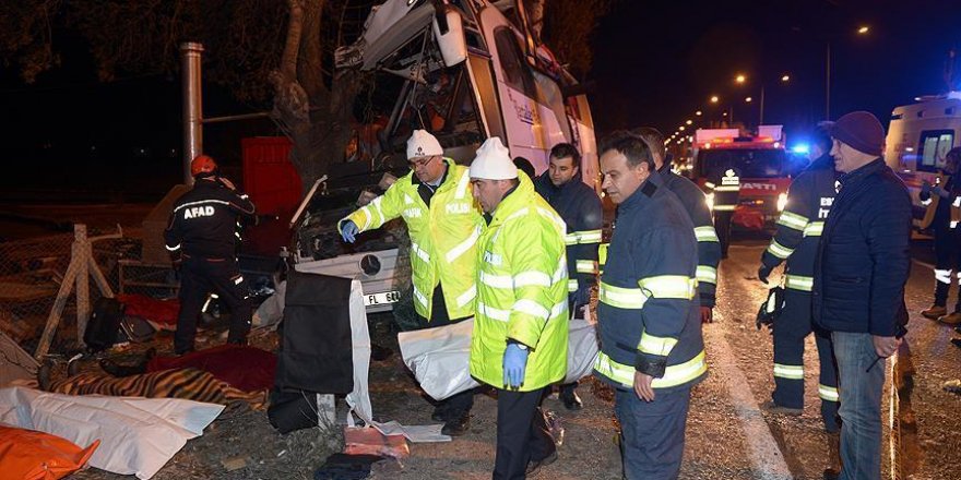 11 people killed in central Turkey bus crash: Governor