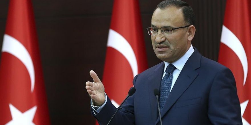 Bozdag : Washington doit arrêter de soutenir les terroristes