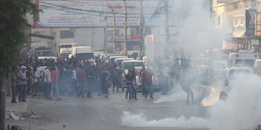 Israeli police disperse J'lem protest, injuring dozens