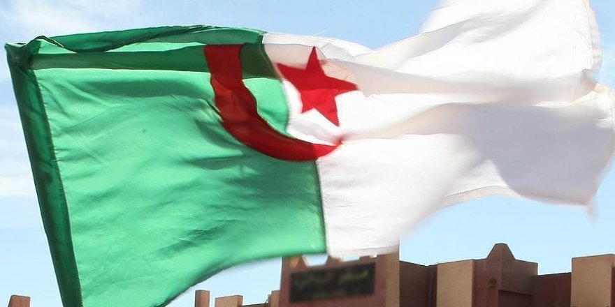 Algerian resistance icon dies at 93