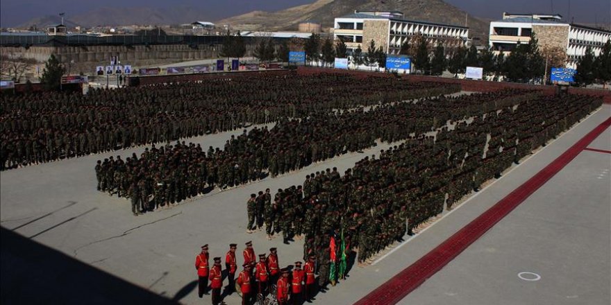 Top-level shuffle in Afghan army causes shockwaves