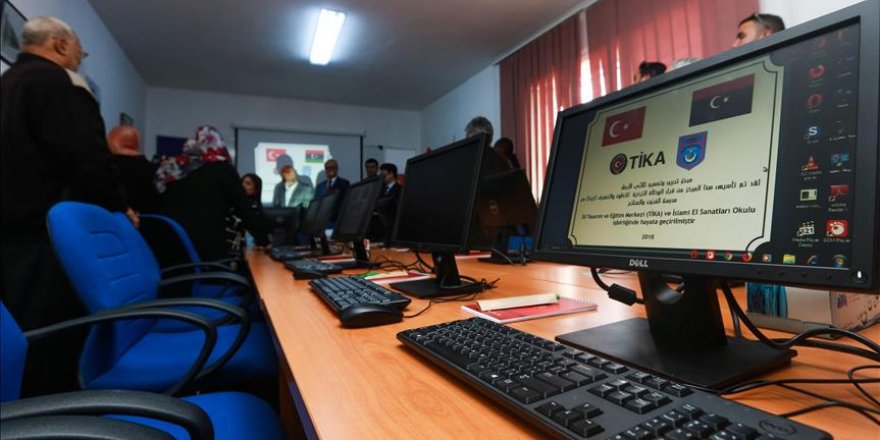 Libye : La TİKA inaugure un club informatique dans une école ottomane à Tripoli