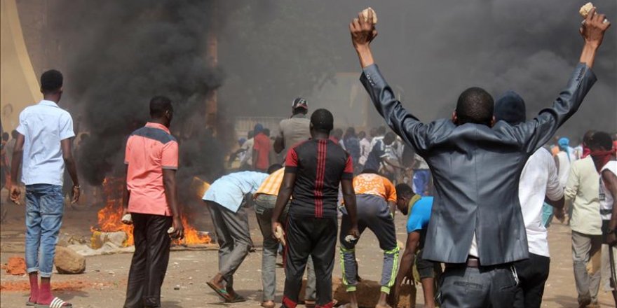 Niger/Loi des finances 2018: Niamey n’entend pas abdiquer devant la pression de la rue (Ministre)