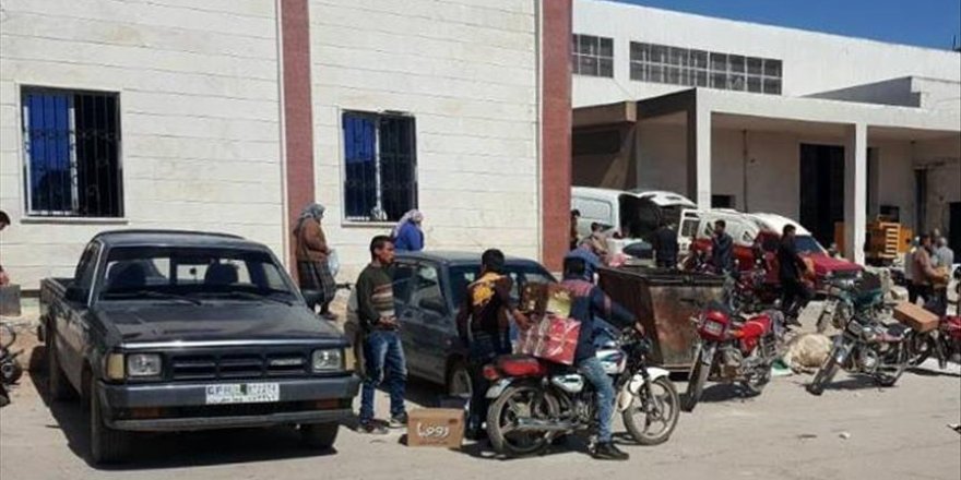 Syrians rush to terrorist-free shops in Afrin