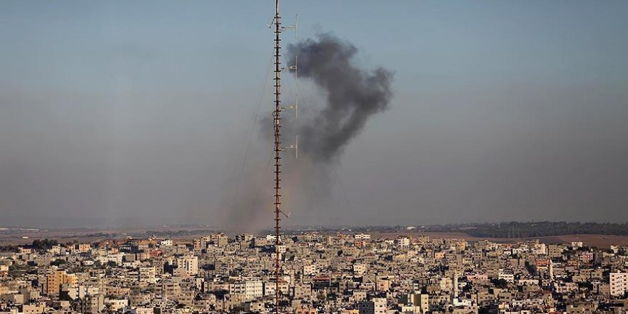 Raids de l'armée israélienne contre des positions palestiniennes dans l'est de Gaza