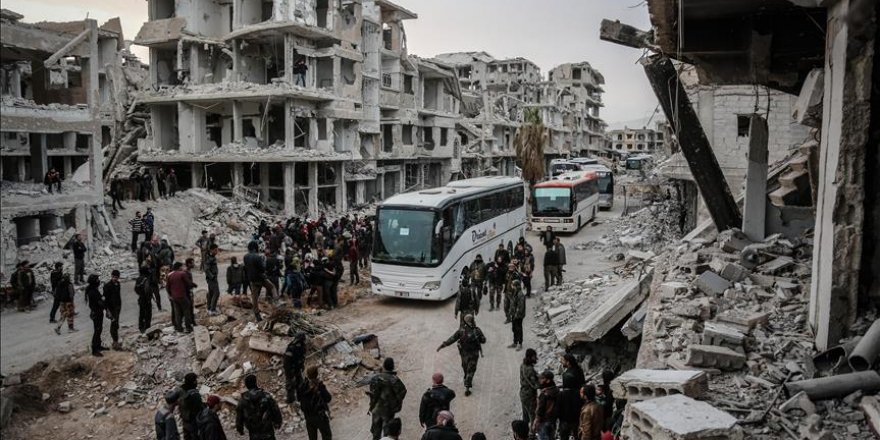 13th convoy departs E. Ghouta amid evacuation deal