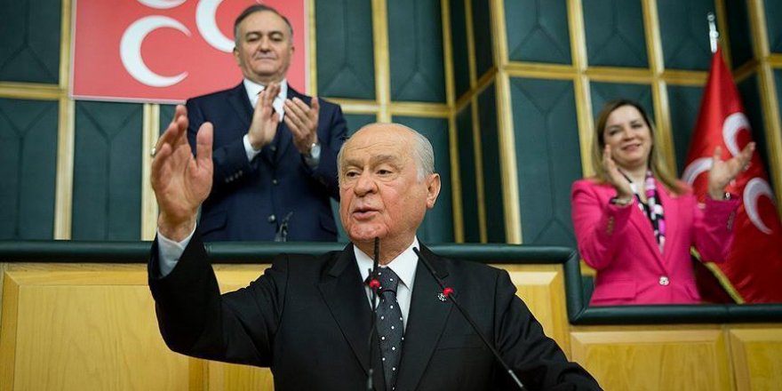 Turquie: Devlet Bahceli (MHP) réclame des élections anticipés pour le 26 août