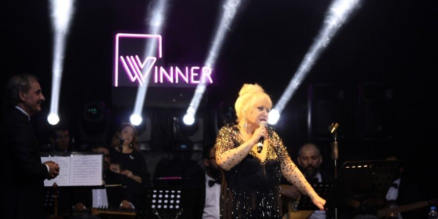 Diva ile Abacı’dan unutulmaz konser