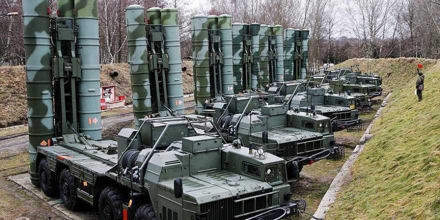 La Russie annonce le lancement de la production des systèmes de missile S-400 pour la Turquie