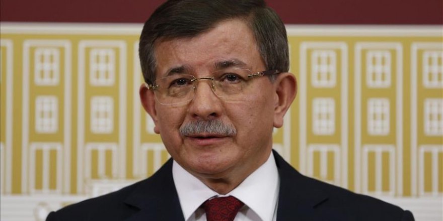 L'ancien PM turc, Davutoglu, soutient la candidature d'Erdogan