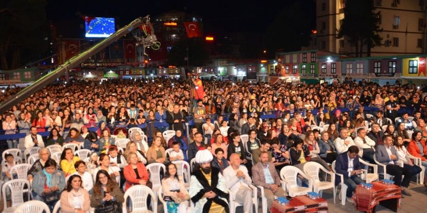 Enbe çaldı, Ünyeliler söyledi