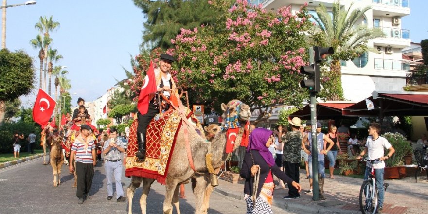 Turizm ve Sanat Festivali, Yörük göçü ve kortejle başladı