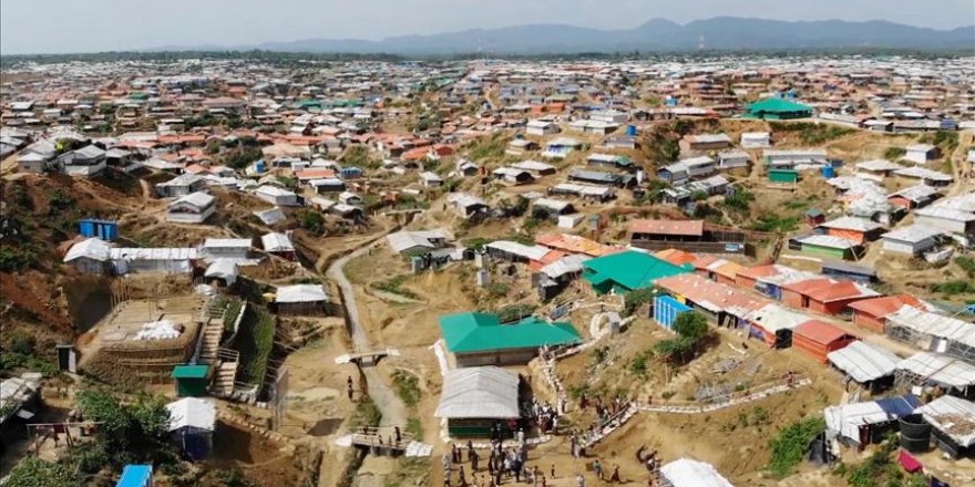 Guterres visite les camps de réfugiés Rohingyas au Bangladesh