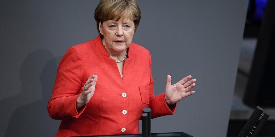 Merkel salue l’appui apporté par la Turquie aux réfugiés syriens