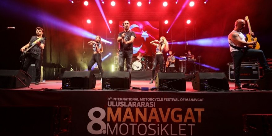 Motosiklet Festivalinde Haluk Levent rüzgarı