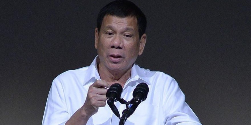 Row in Congress delays Philippine president’s speech