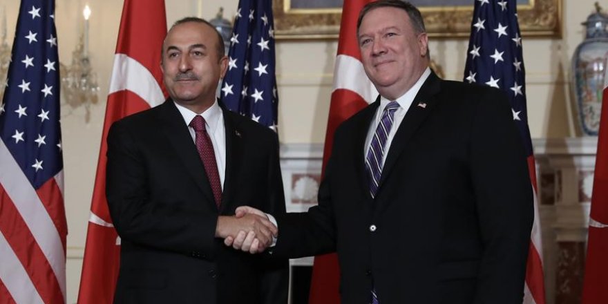 Entretien téléphonique Cavusoglu-Pompeo