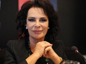 Hülya Koçyiğit’ten kötü haber