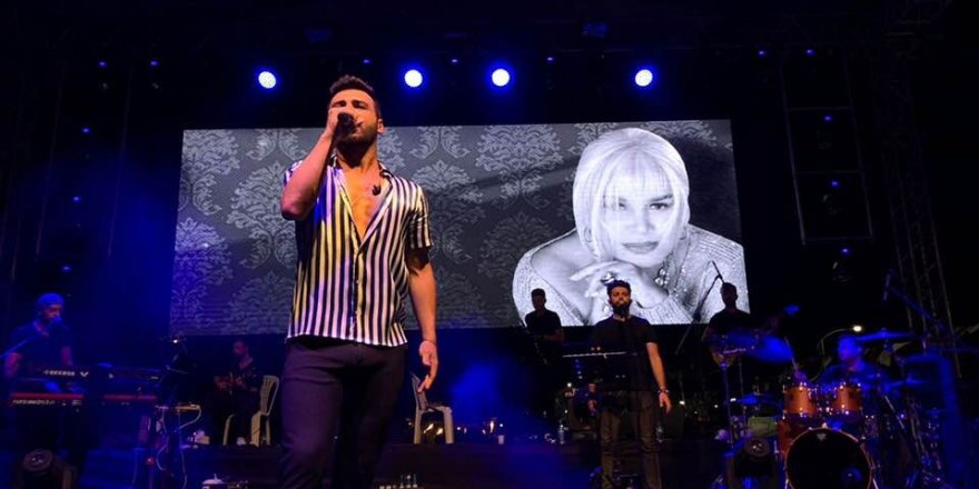 Emre Kaya’dan konserlerinde ustalara saygı