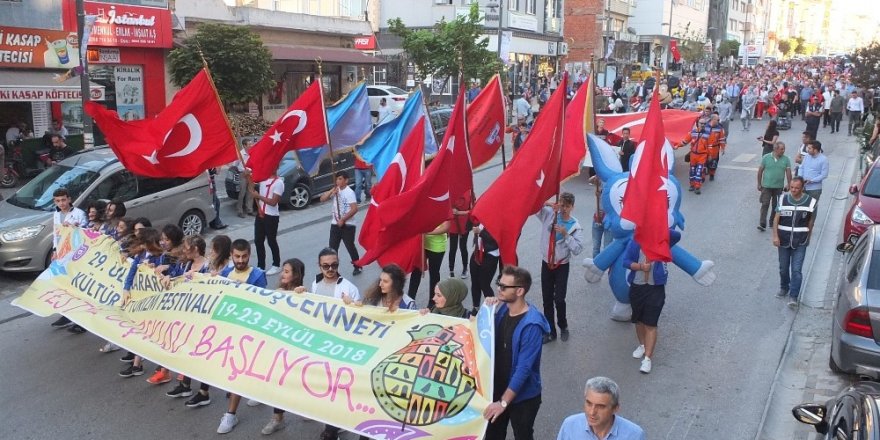 Bandırma’da festival coşkusu başladı