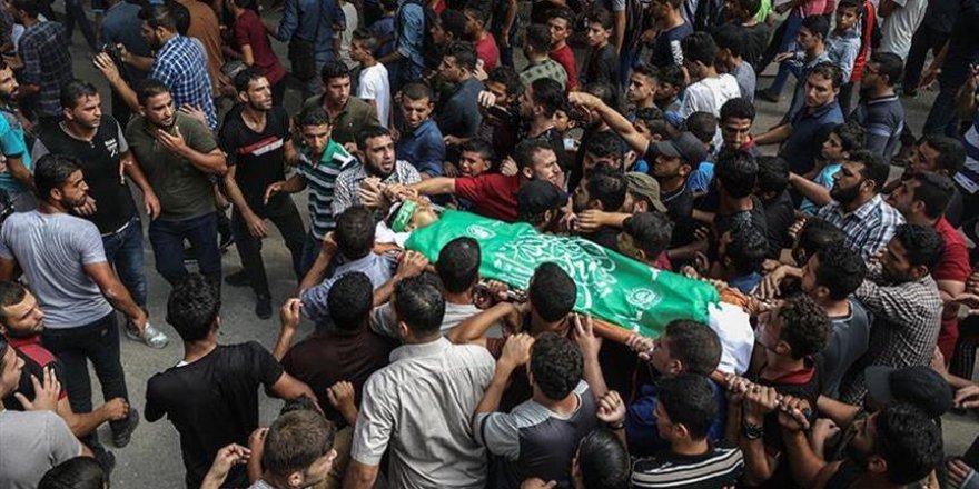 Palestinians bury Gazan youth martyred by Israel