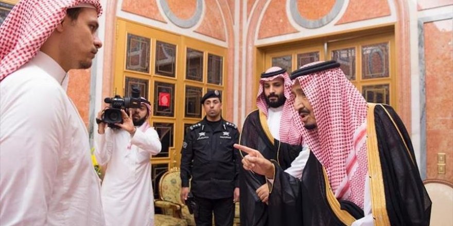 Arabie saoudite: Le Roi et le prince héritier reçoivent les fils de Khashoggi au Palais royal