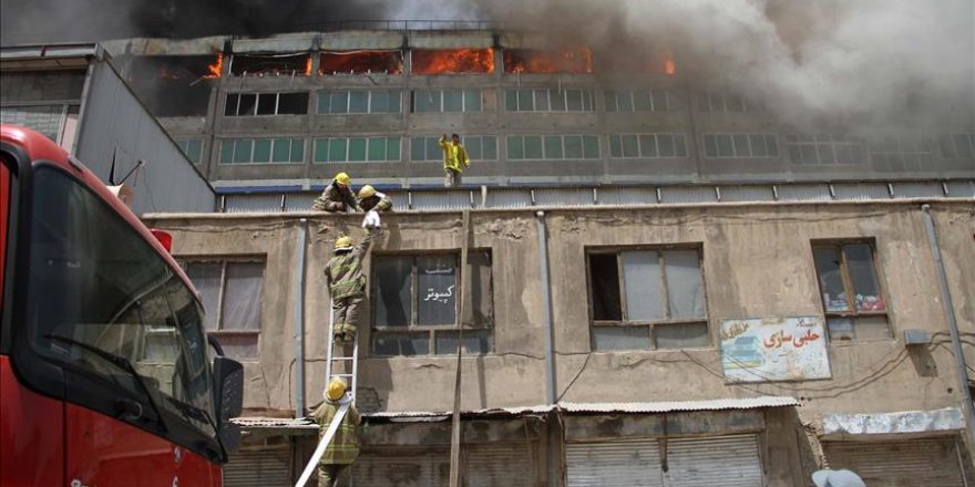 Afghanistan: Fire engulfs hundreds of shops in Kabul