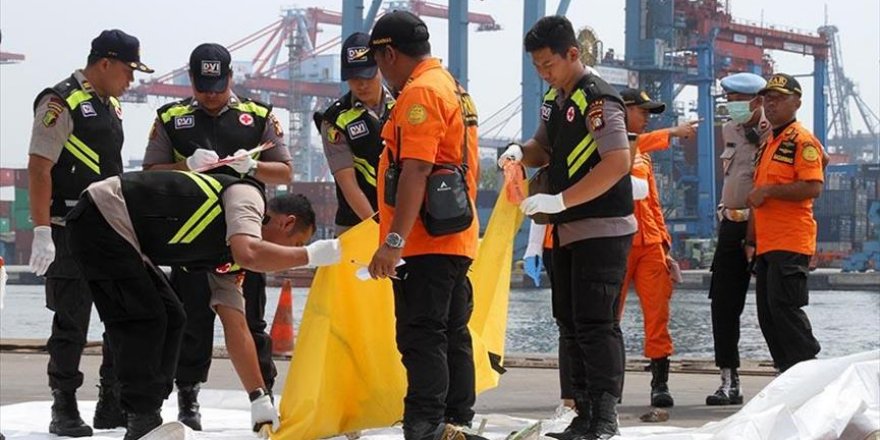 104 body bags found near Indonesian plane crash site