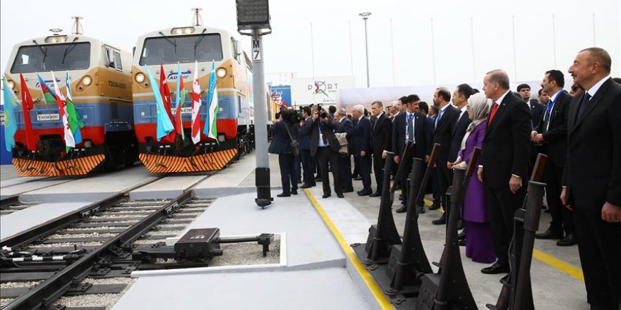 Turkey, Azerbaijan to produce freight cars for BTK rail