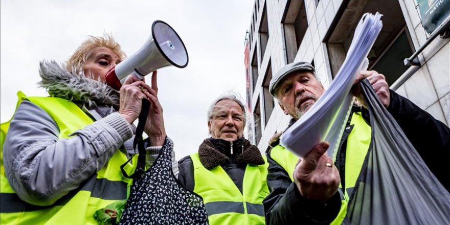 France / Gilets Jaunes: net recul de la mobilisation après le discours de Macron