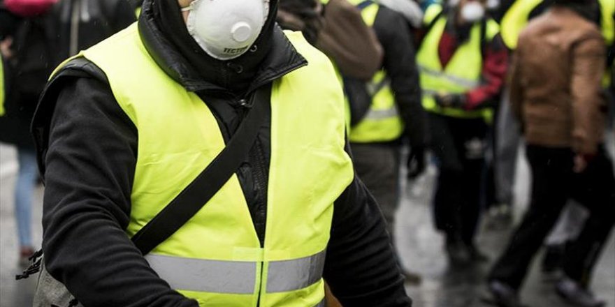 Yellow Vest protests spread to Canadian cities