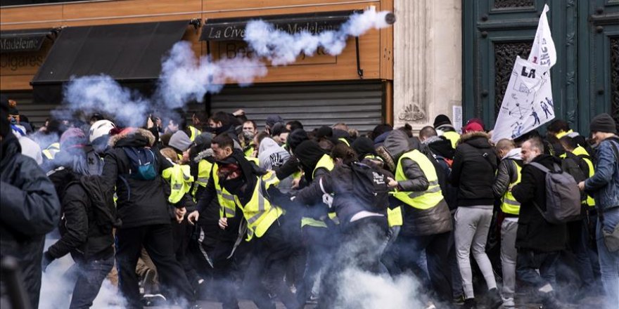 France/gilets jaunes: 5 blessés à Nantes après des tirs de mortier (préfecture)