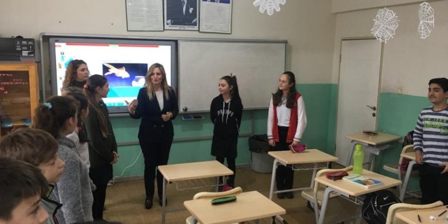 Öğrencilere ahlak semineri semineri