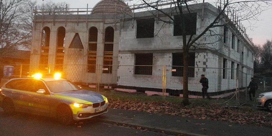 Mosque in western Germany vandalized with racist slurs