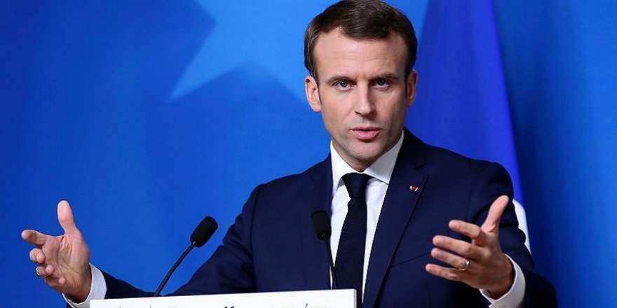 France / « Gilet jaunes » : Macron dénonce une « extrême violence »