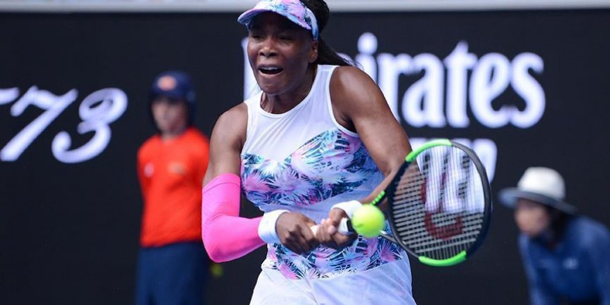 Tennis:Serena Williams through second round in Aus Open