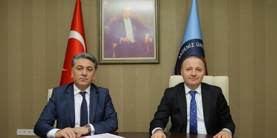 Akdeniz Üniversitesi Mühendislik Fakültesi’ne 2 amfi ve 1 bilgisayar laboratuvarı
