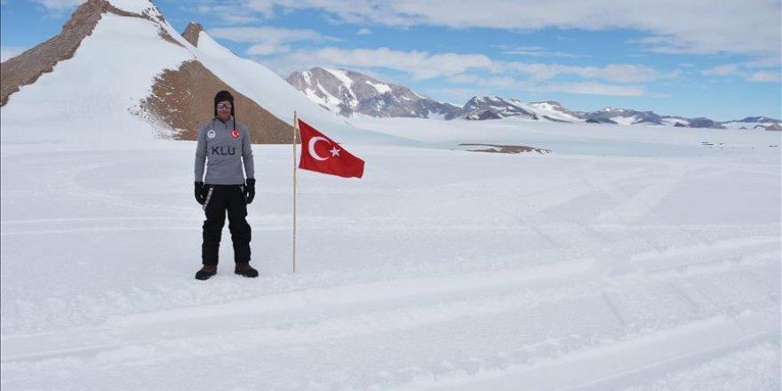 From Antarctica, Turkish scientist fetches 3 meteorites