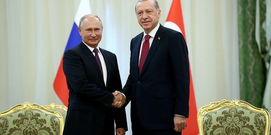 Poutine célèbre l'anniversaire d'Erdogan