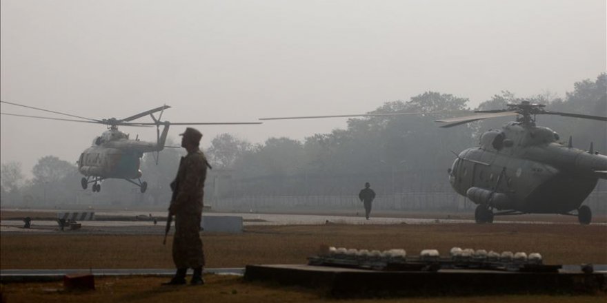 Pakistan extends closure of its airspace