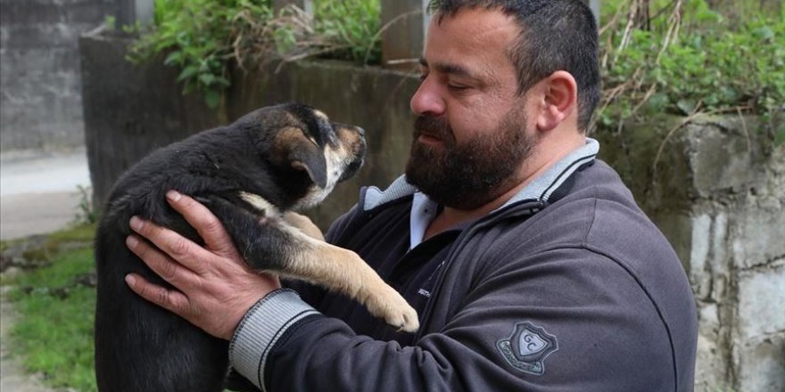 Turkey: Shopkeeper uses CPR to save choking puppy